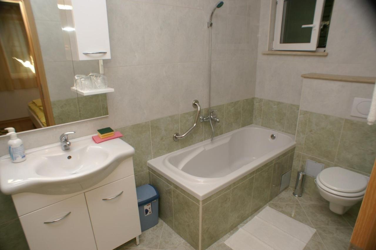 Apartments By The Sea Supetar, Brac - 4274 Zewnętrze zdjęcie